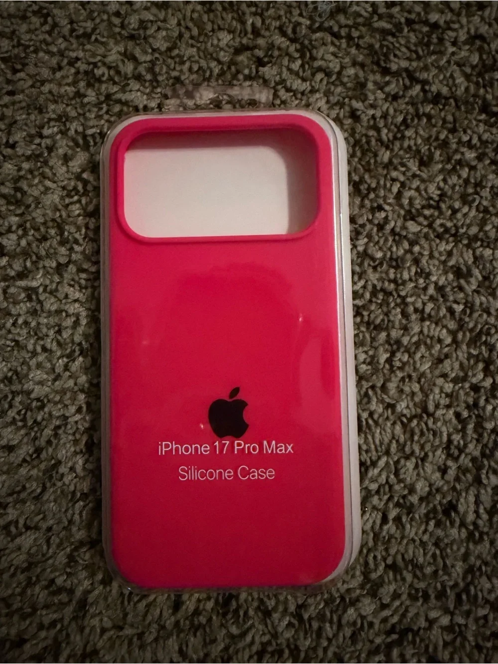 Apple iPhone 17 Pro Max Silicone Case - Pink